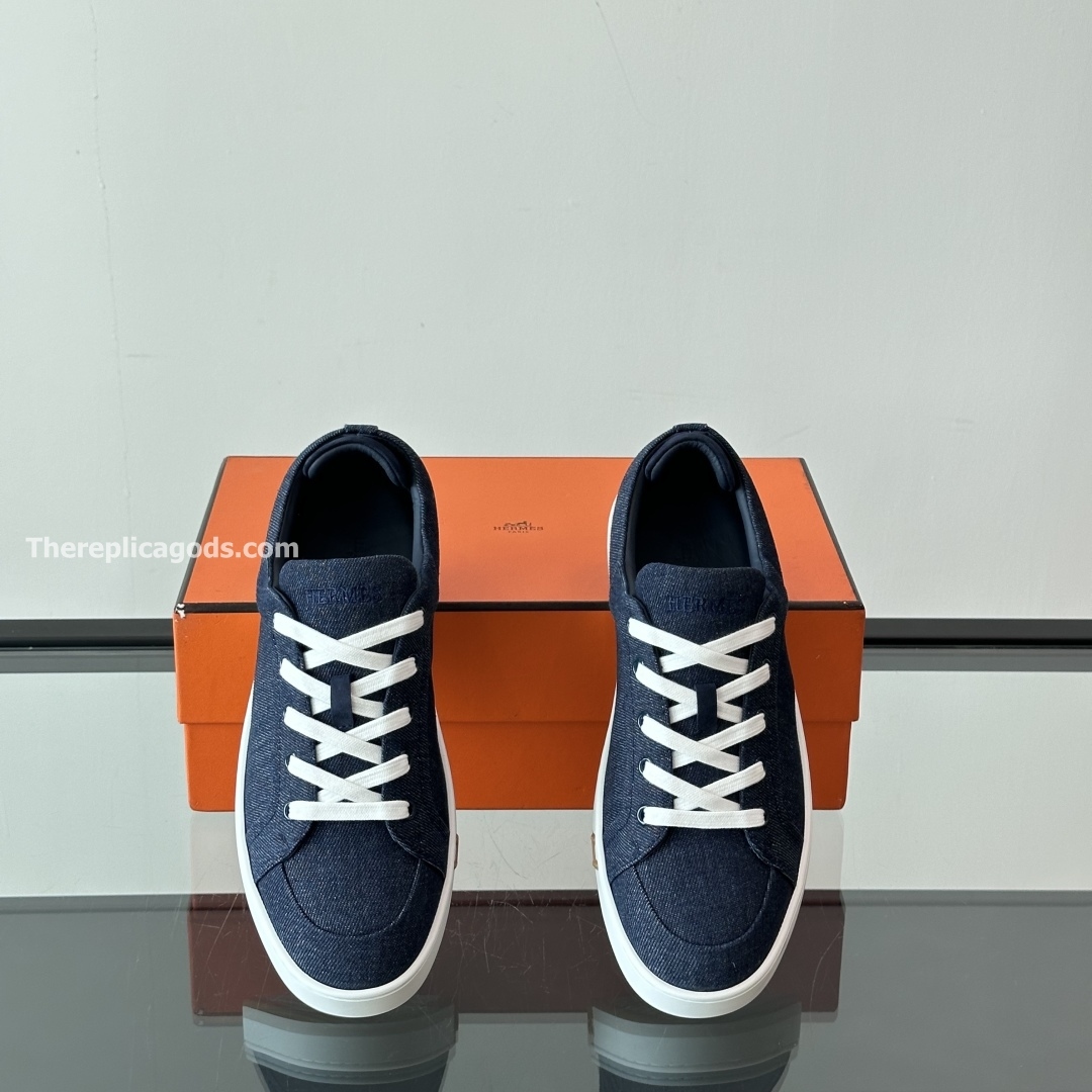 KID SNEAKERS IN BLUE - H273